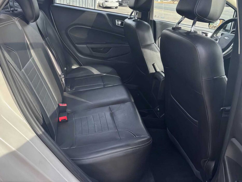 Ford Fiesta      2016