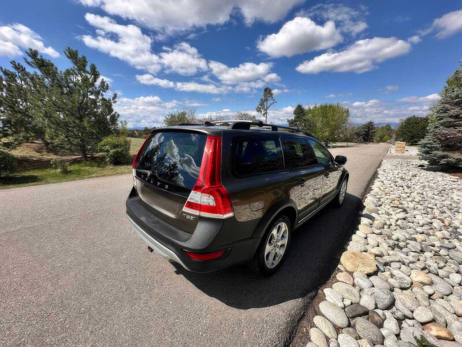 Volvo XC70 T5 Premier      2016