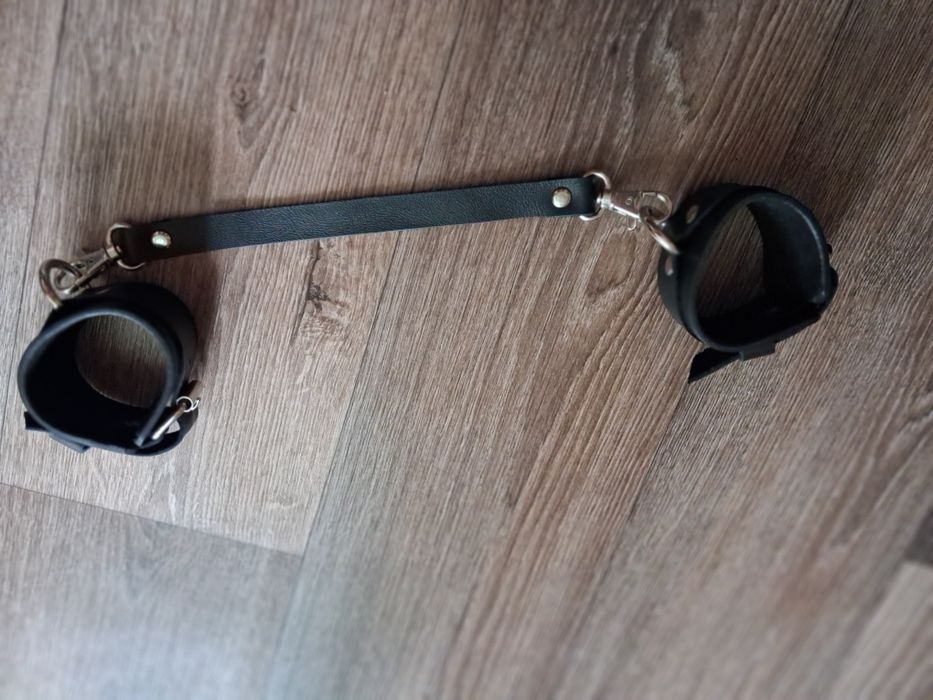 Браслеты для двоих для игр из натуральной кожи ручной работы