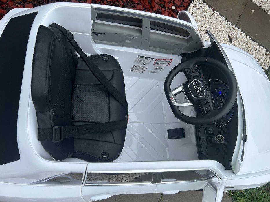 AUDI Q8 Pojazd Auto na akumulator samochód Pilot Miękkie koła EVA
