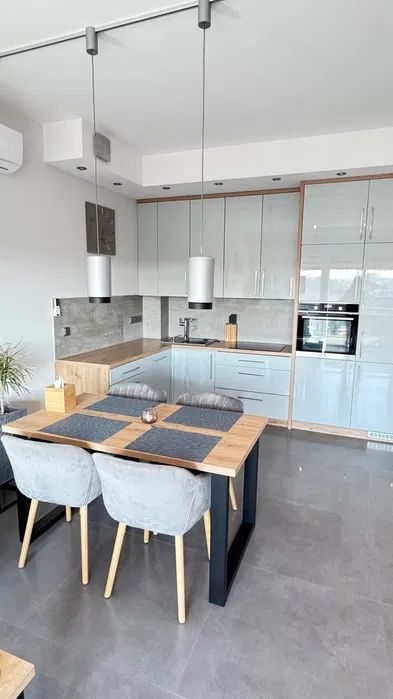 Tessin Park ładny apartament na 4 piętrze