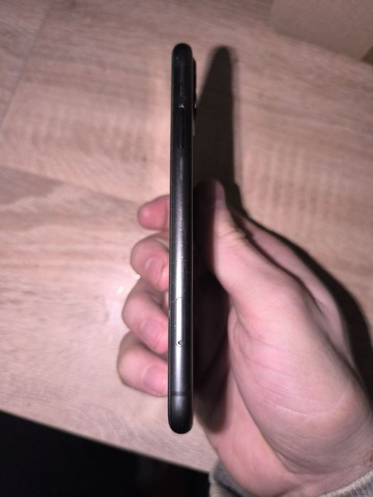 Продам айфон 11 , на 128 памяті