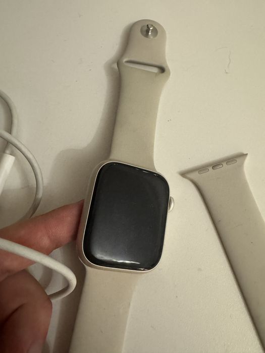 Apple Watch Series 7, 45 мм gps silver оригінал батарея 93%
