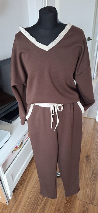 Nowy dres damski L/XL