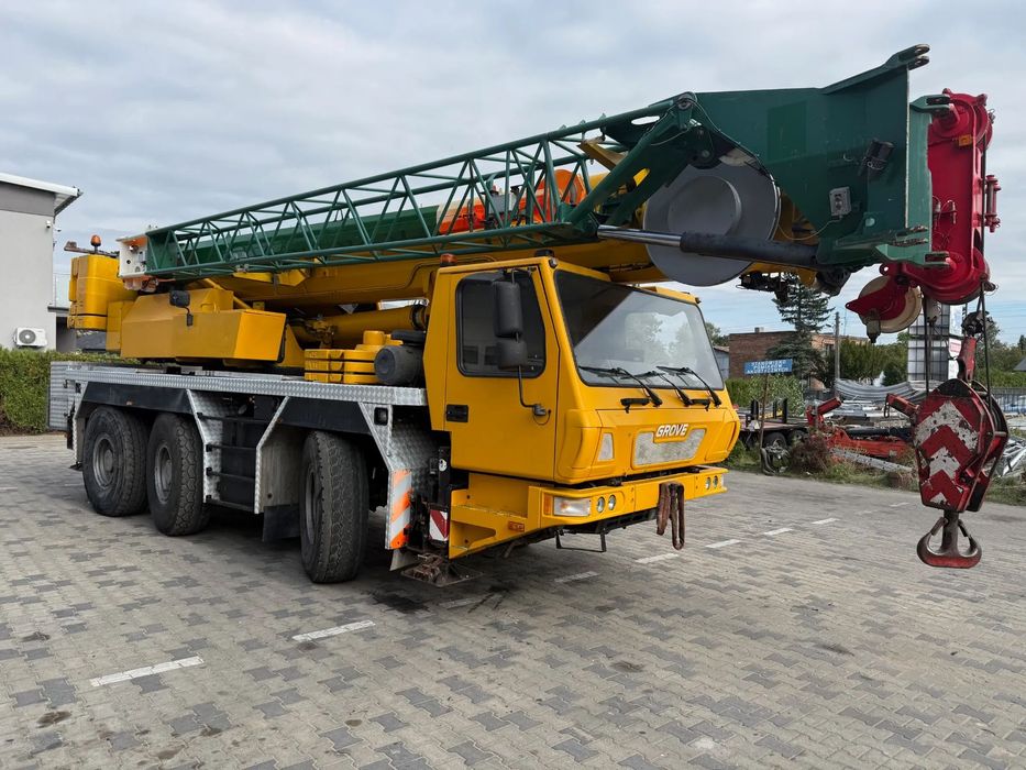 Grove GMK 3055  Jeden wlasciciel .Stan BDB.2 Wciagarki + bocian hydrauliczny!169 K eur