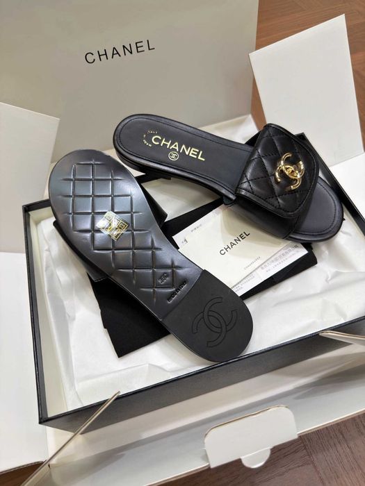 Fashionable Chanel slippers