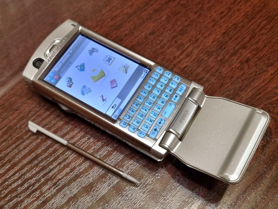 Sony Ericsson P990i