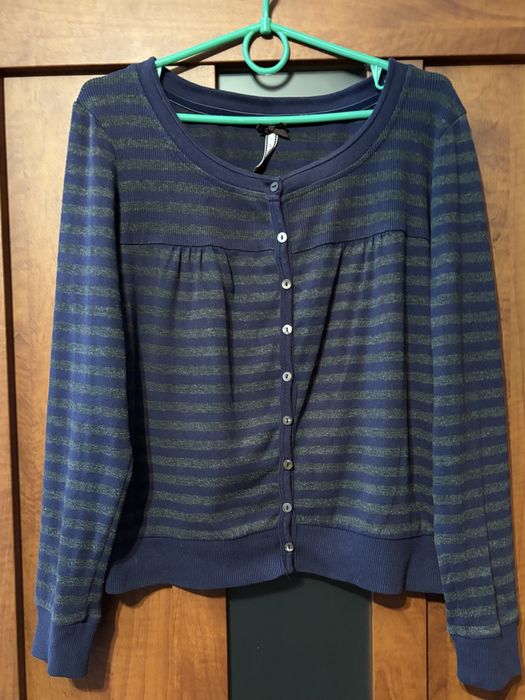 Трикотажна кофточка