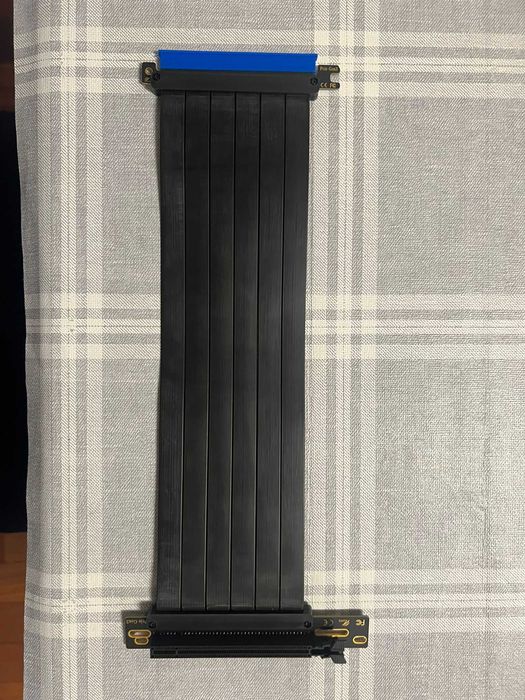 Cabo Extensor PCIe 3.0 GLOTRENDS 30 cm – Riser GPU