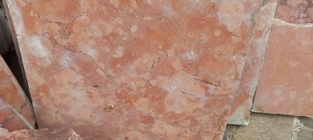 Продам мрамор Rosso Karpato (мрамор рожевий карпатський).
