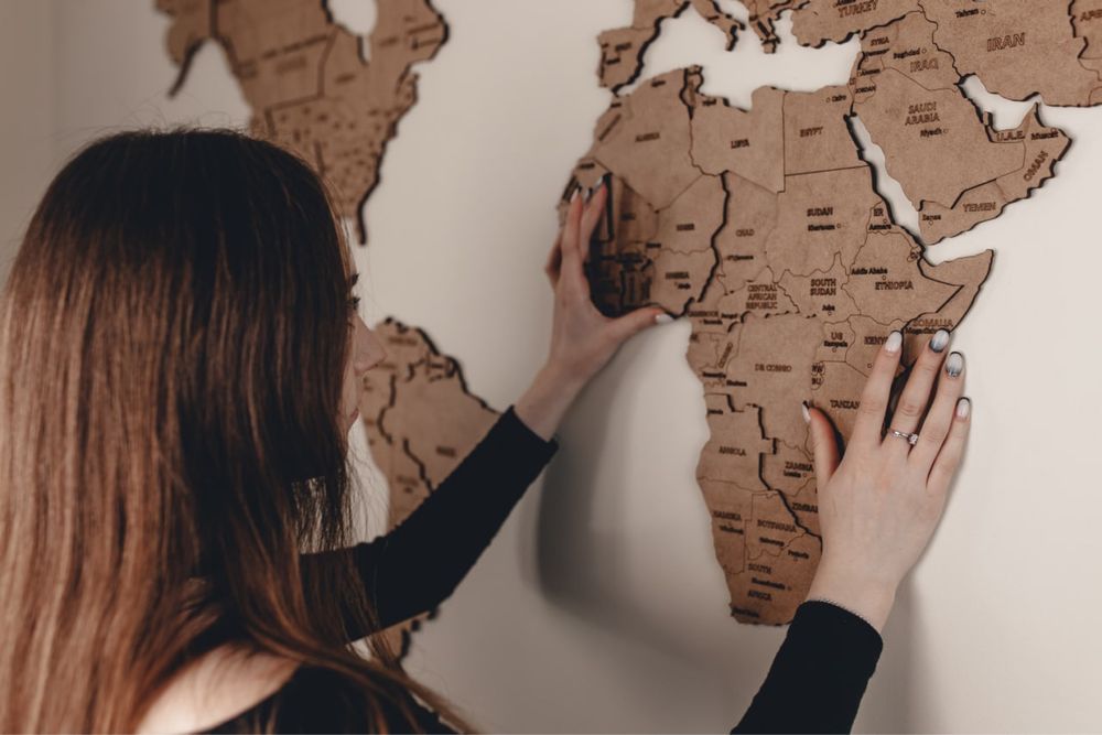 Велика дерев‘яна карта на стіну 200x110 см,настенная карта мира