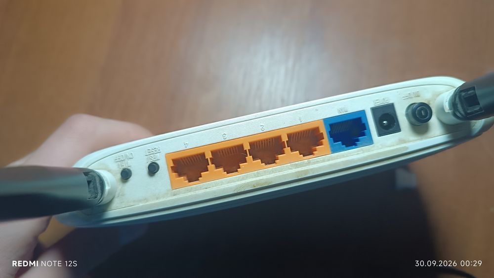 Продам роутер TP-LINK модель TL-WR841N