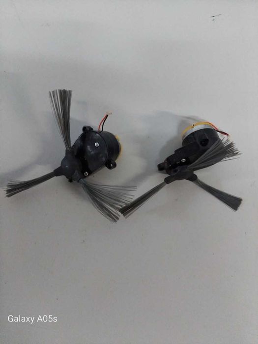 Silniki szczotki bocznej proscenic 850T wraz z szczotką