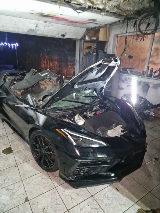 Corvette c7 prawa szyba lusterko i c8  szybai czesci