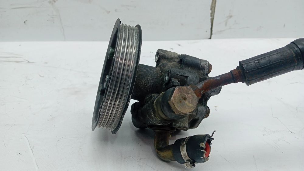 Bomba de direção VOLKSWAGEN Passat (3B2)