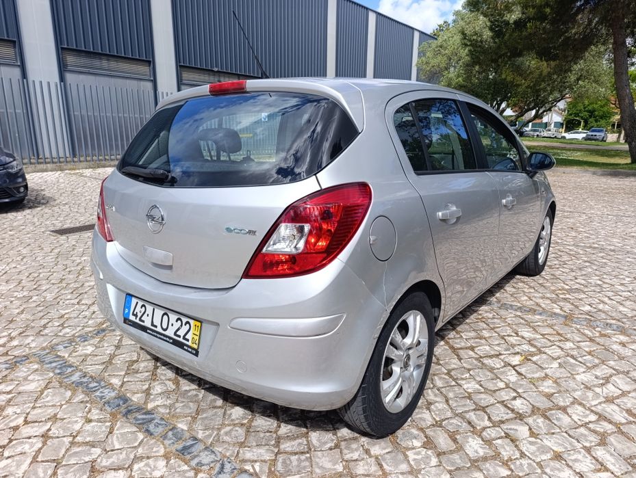 Opel corsa 1.3cdti 2950 euros