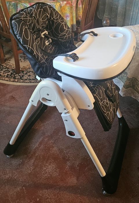 Cadeira de refeição bebé Bebé Due ajustável e reclinável