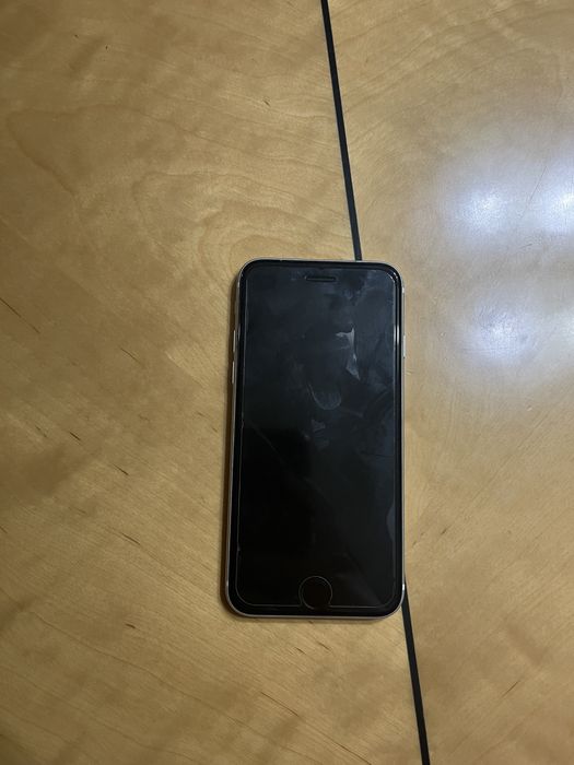 Iphone SE2020 branco 128gb com garantia