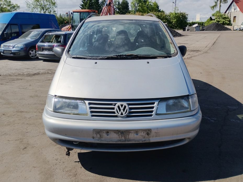 VW Sharan 1997r.2.0 Pb - na części.