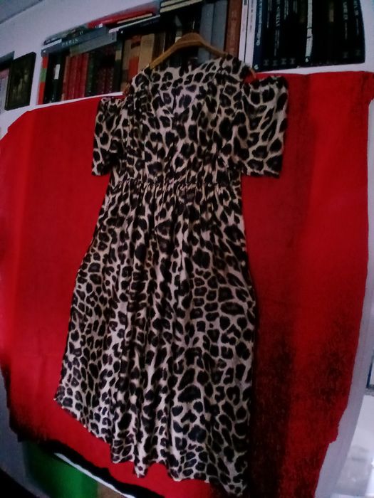 Vestido sêda padrão tigre