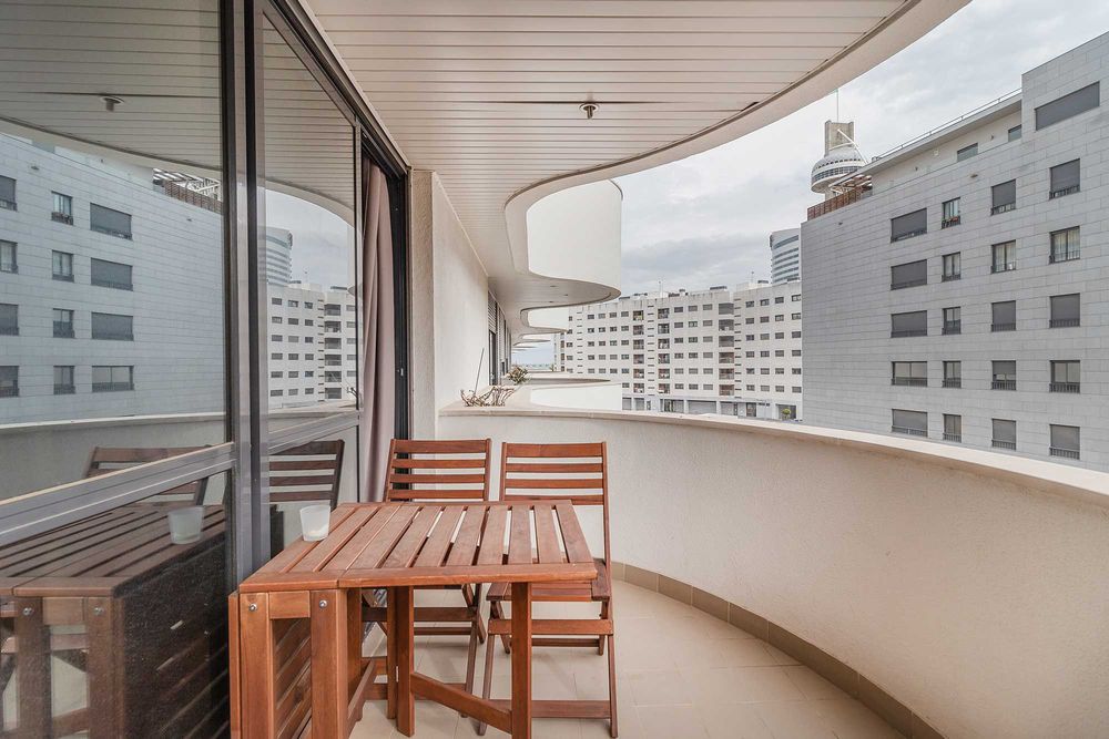 Apartamento T2 c/ box e arrecadação - Parque das Nações, Lisboa