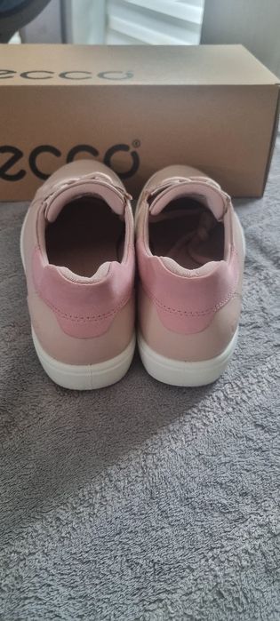 Sneakersy damskie skórzane Ecco Soft 7  38