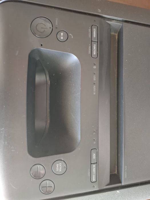Cluna sony  gtk xb90