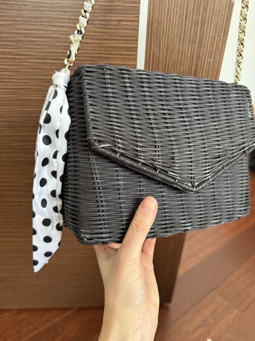 Torebka pleciona wiklinowa ZARA koszyk na lato czarna