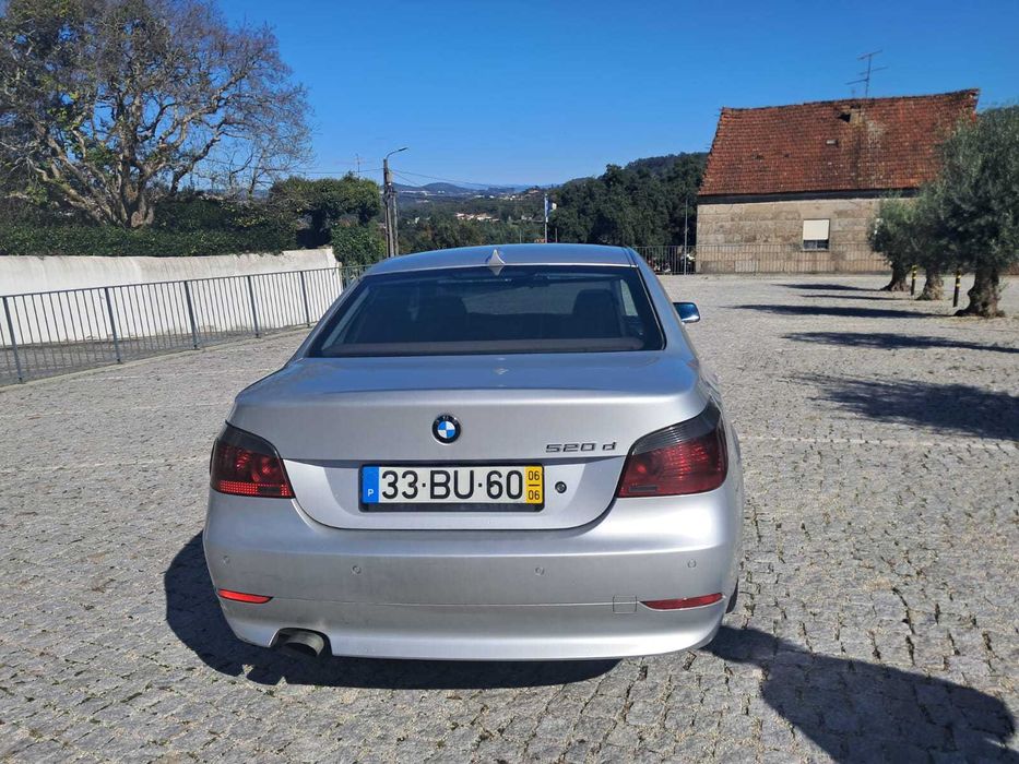 CARRO BMW 520D 2006