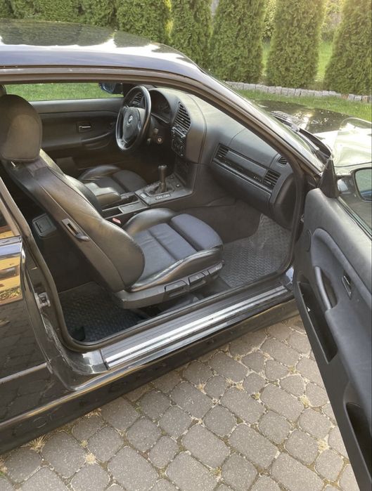 BMW E36 328i Coupé