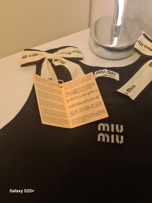 Top miu miu novo