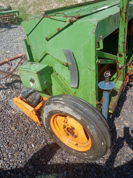 Siewnik talerzowy Amazone D7 30E 3m