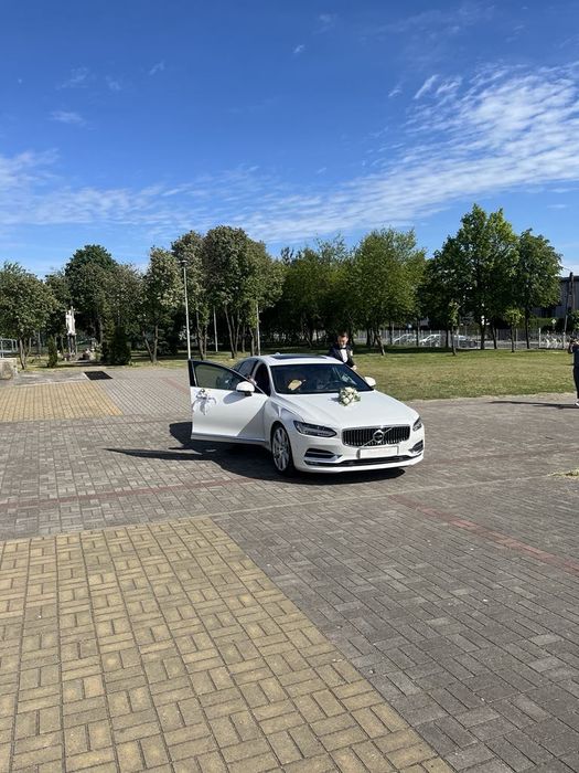 Auto do ślubu Volvo S 90 biała perła