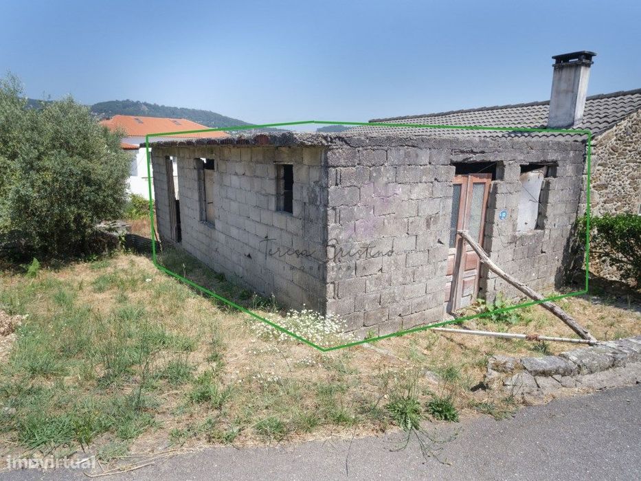 T1 House for Renovation | Arcozelo, Ponte de Lima