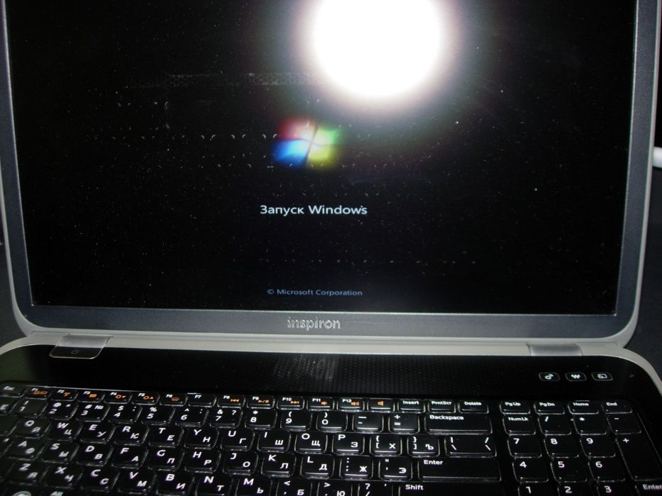 Ноутбук Dell Inspiron 7720 i5-3210M, 8Gb, NVIDIA 650M 2 ГБ
