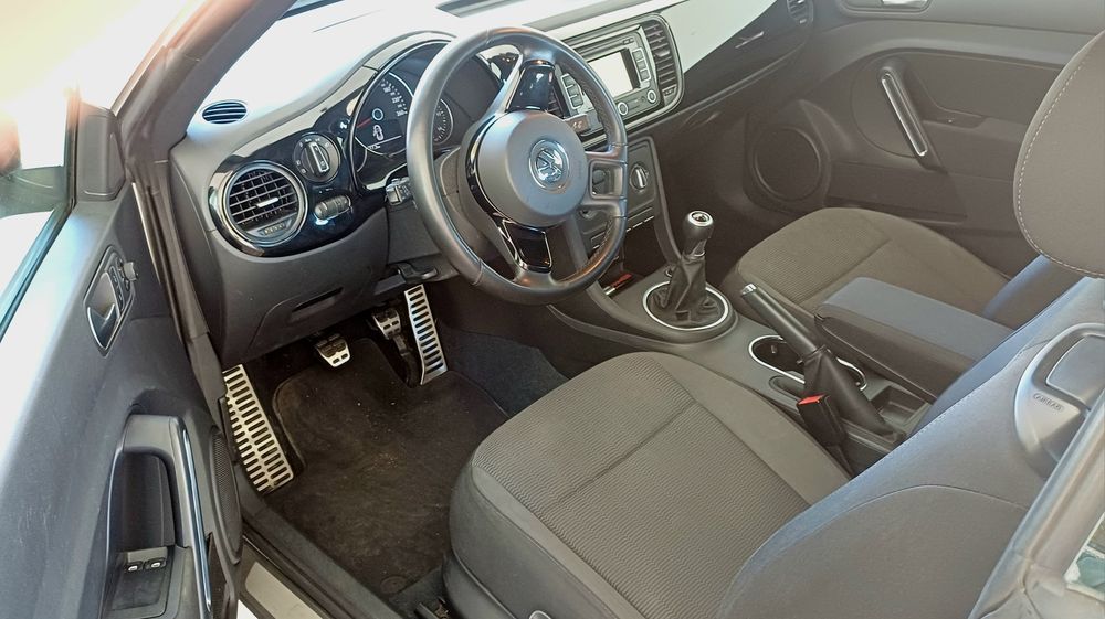 VW Beetle coupe TSI troca retoma