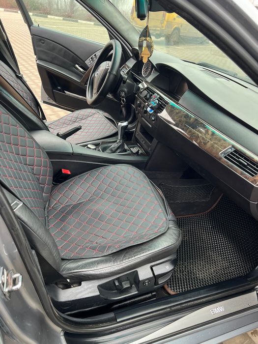 BMW E60 2004 року