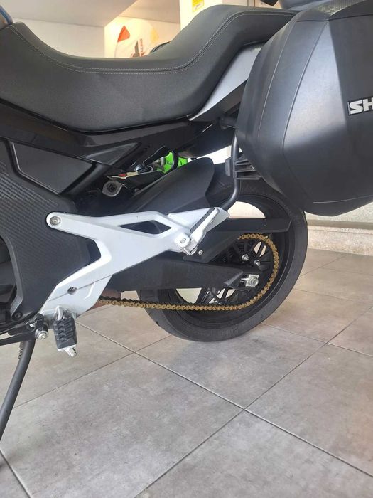 CFMOTO 650MT 2024