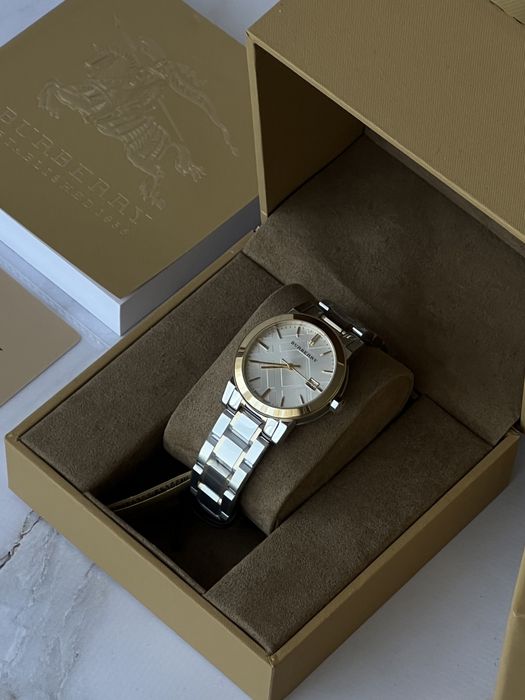 Годинник Burberry 9115