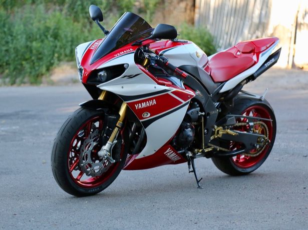 Yamaha r1 2009 Black
