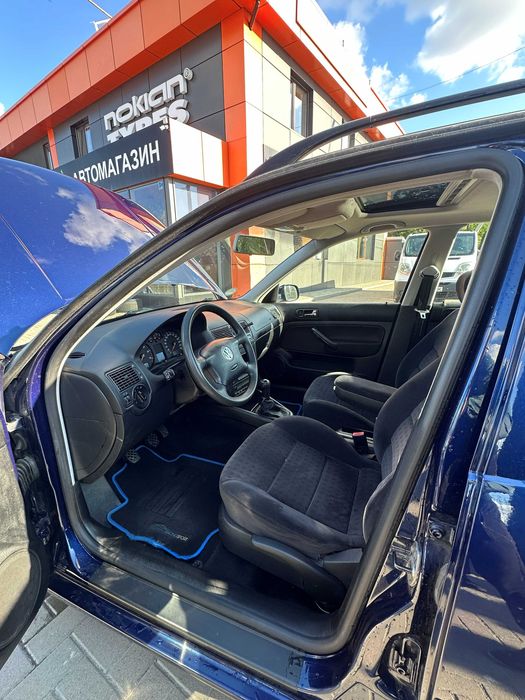 Volkswagen Golf IV 1,6 бензин 2004р