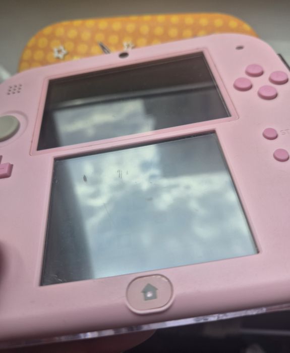 Nintendo 2ds 32 gb з чохлом