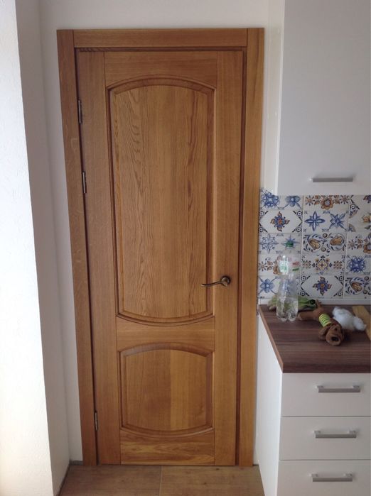 Двері міжкімнатні дерев'яні