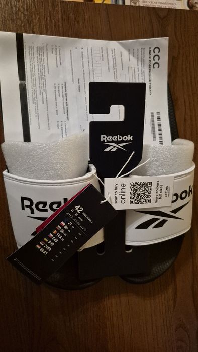 Шльопанець Reebok ,   фірмовий,  новий