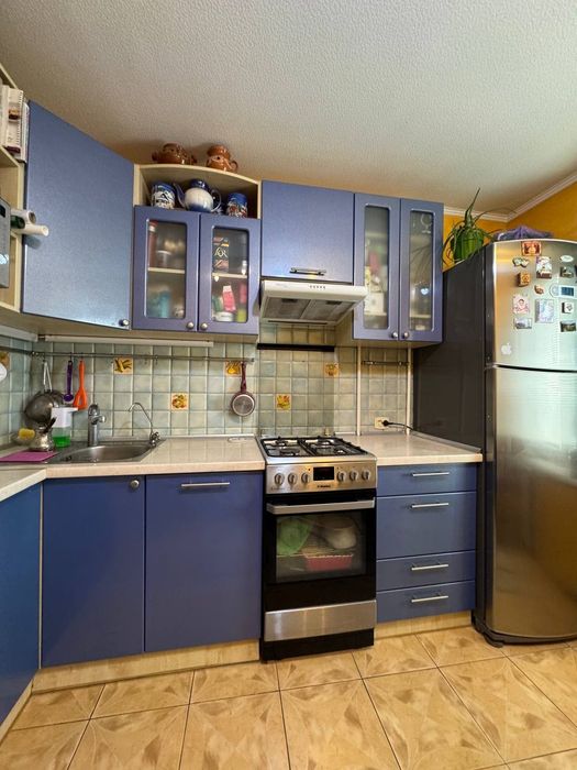 Продам 2к квартиру на ж/м Мирний