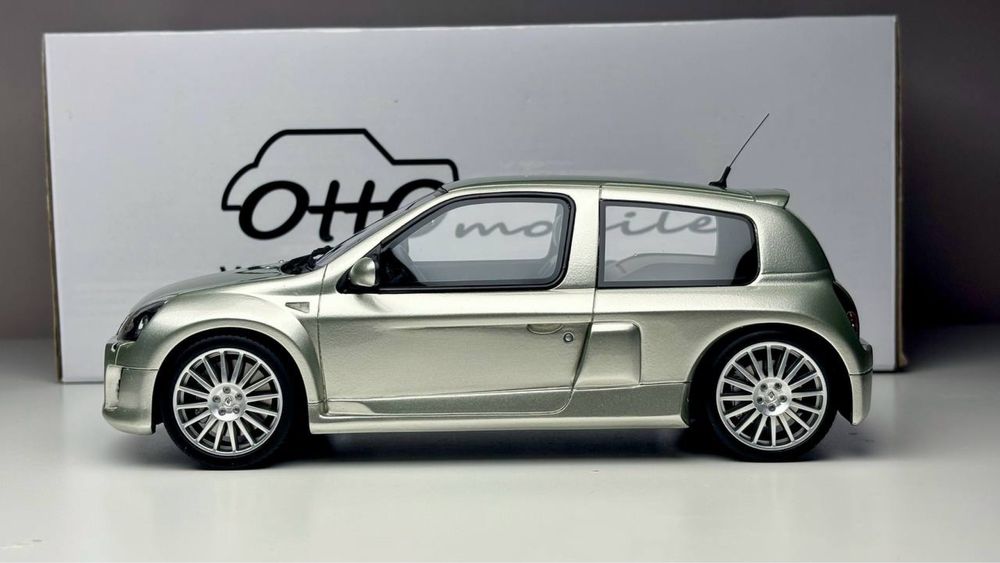 1/18 Renault Clio V6 Phase 2 OTTO models