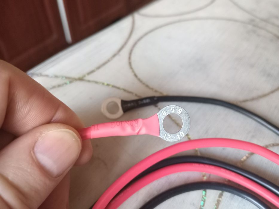 Кабель для під'єднання акб до eco flow.