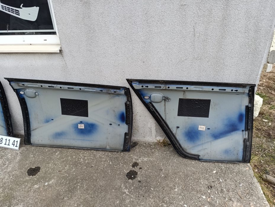 Фільонка гольф5 двері Гольф 5 хетчбек