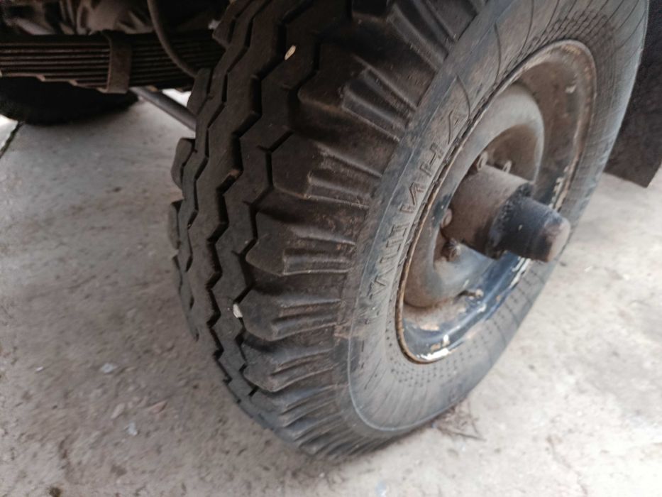 Автомобіль Уаз 2206