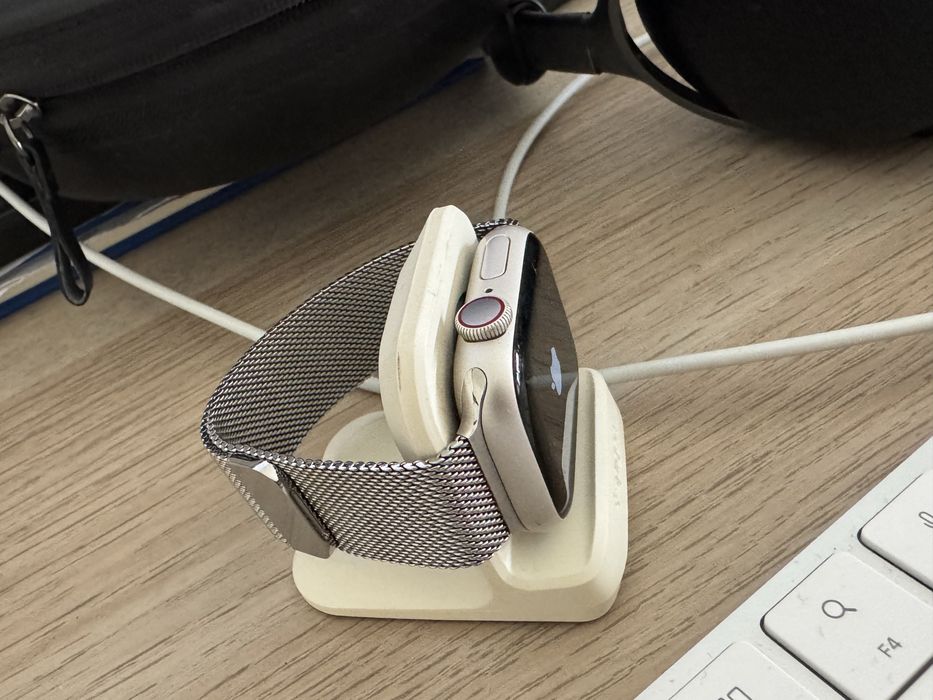 Apple Watch Serie 7 Starlight 38mm bracelete milanese com LTE